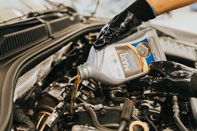 Perché è importante scegliere l’olio migliore per auto benzina